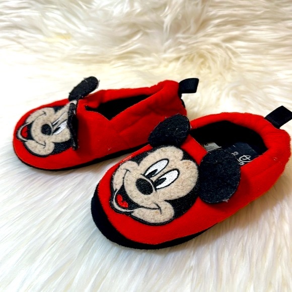 Mickey Mouse Shoes for 7/8 Months Baby - Picture 3 of 4